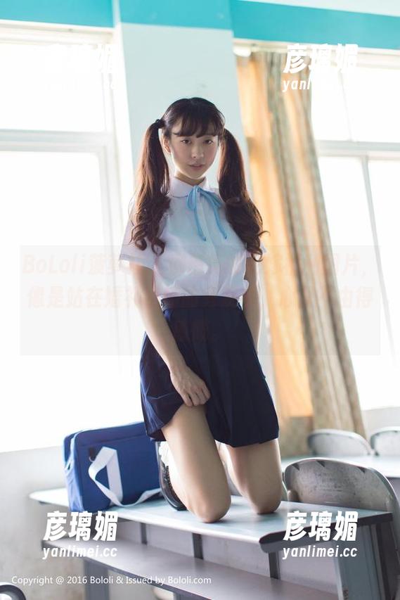 BoLoli菠萝社-柳侑绮 BoLoli菠萝社 - 柳侑绮的花嫁福利图片,像是站在婚礼现场的旁观者,心里不由得感慨。