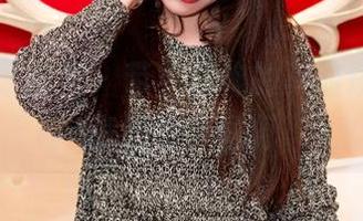 GIRLT果团网 – 带着旗袍的莫雅琪，有点意思的套图啊