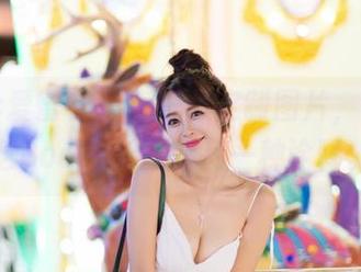 IMiss爱蜜社 – 每一张定制图片，都是芝芝Booty长腿的另一种诠释。