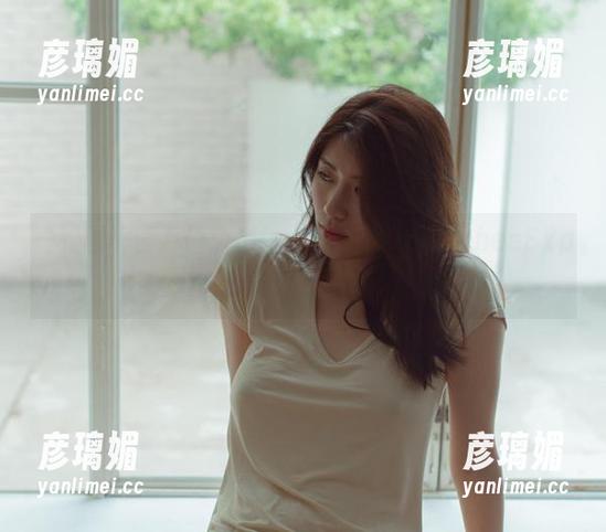 一张图千言万语：Min.E(민이)私拍LeeheeExpress解码行动开始！