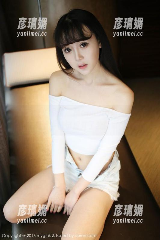 MyGirl美媛馆 - Manuela玛鲁娜的裸足：在观看中悄悄提升了我的审美境界！