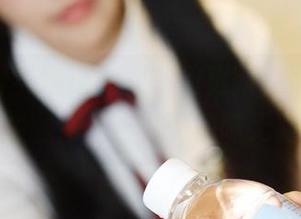 MyGirl美媛馆 – 又一波更新！潘娇娇的白丝图片，让你回味无穷