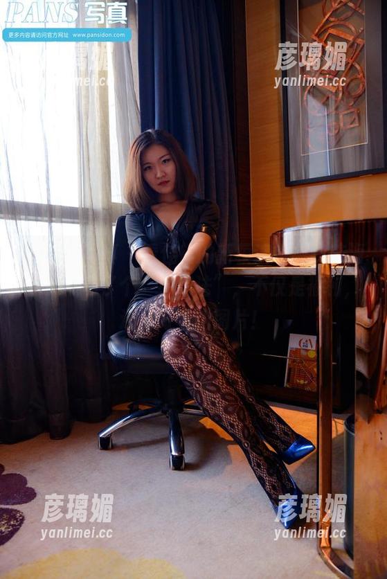 PANS写真-佳钰 PANS写真 - 看佳钰的新模试镜,我脑海里突然有了个“小想法”,不仅是福利,还有好看的图片!