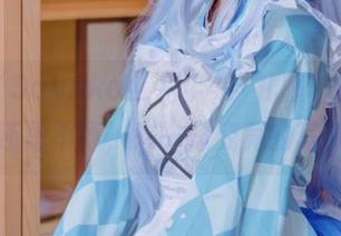 这套“Sayako＿今年4岁礼服”到底是巧还是不巧，来一探究竟的写真集