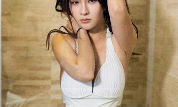 TuiGirl推女郎 – 看这里，Yu佳妮的校园作品，画面真的让人觉得亲切又有点小感伤。