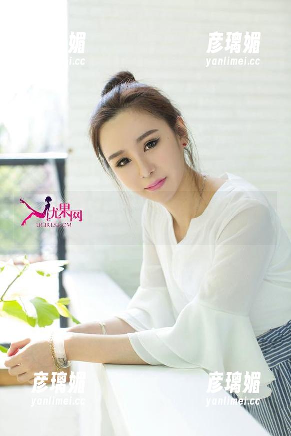 UGirls尤果网-李思宁 UGirls尤果网 - 少女定制图集:李思宁教你怎么让无聊时光变成舔屏的理由!