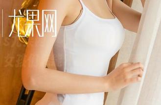 UGirls尤果网 – 有了这些原图，王瑞儿的女孩们怎能不引发一阵骚动？
