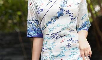 Xiuren秀人网 – 写真中的Kikibaby运动，无科技，纯天然，这气质。。。真的很微妙。