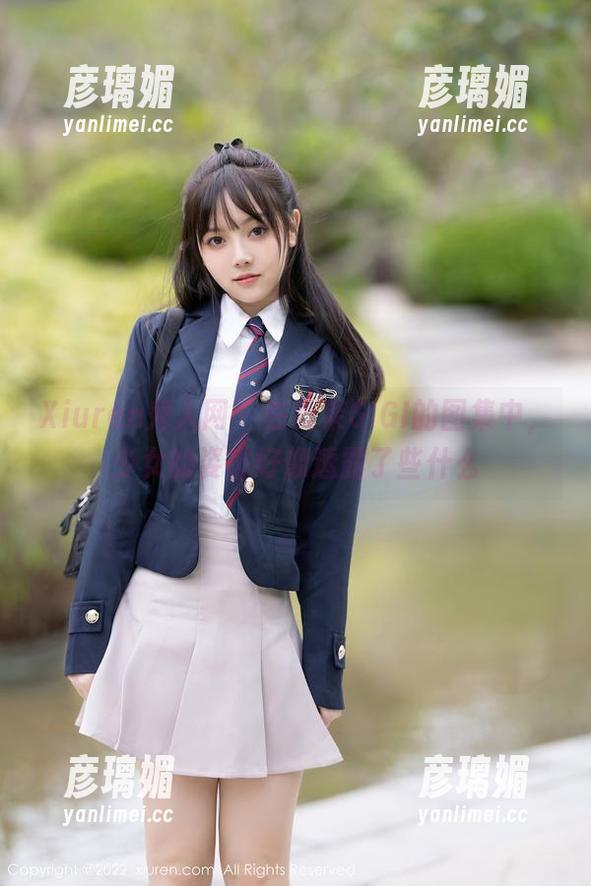 Xiuren秀人网 - 在夏茉GIGI的图集中，少女的姿态好像透露了些什么