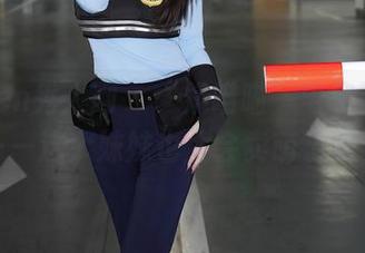 Xiuren秀人网 – “奶喵喵”宅家写真秀——这个妹妹也太会卖萌了吧？