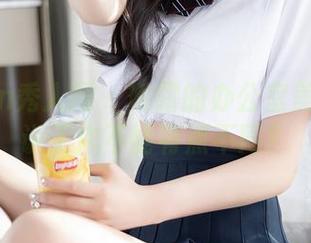 Xiuren秀人网 – 娜露的办公室美图：谁说工作不能有点不同？