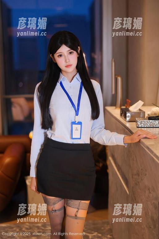 Xiuren秀人网 - 小蛮妖yummy，居然能把护士写真拍得这么精彩，我的天！