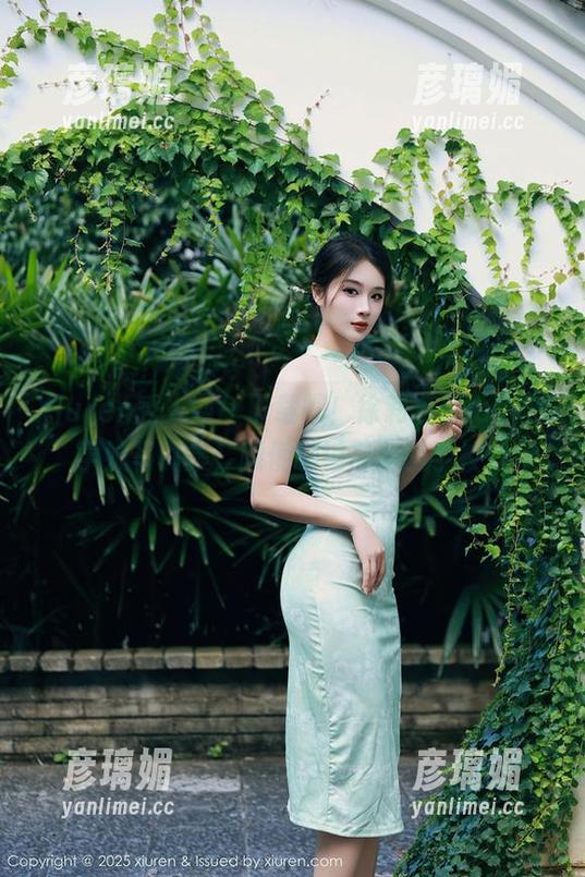Xiuren秀人网 - 下载吧！徐莉芝Booty的学妹写真集，顺便顺道带我回学校！