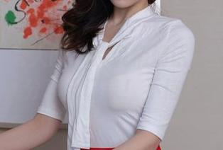 Xiuren秀人网 – 别说悄悄话，悦悦姐的纯白图库分享全记录！不信看我的白！