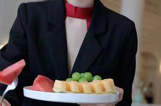 Xiuren秀人网 – 曦宝儿和她的制服全集：是不是缺点啥？