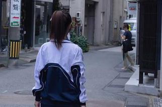 Xiuren秀人网 – 白衬衫排行榜：王馨瑶Yanni的迷人照片，让我直呼“哇哦”。