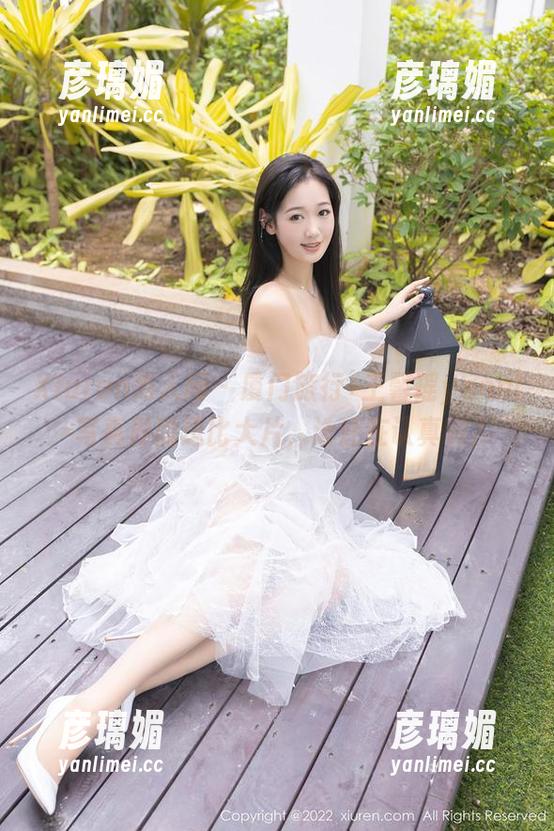 Xiuren秀人网 - 厦门旅行+王馨瑶yanni=写真界的逗比大片，谁还在认真啊？