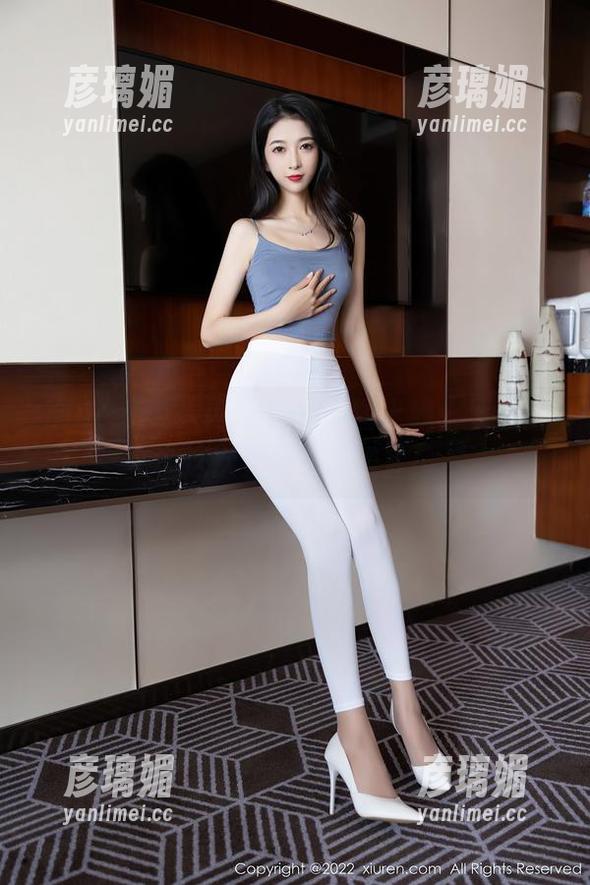 Xiuren秀人网 - 修女套图上线，蛋蛋宝说这次无圣光不限量！