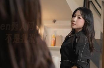 Xiuren秀人网 – 看蛋蛋宝的高跟鞋作品：不是我说，这鞋子真的够高！
