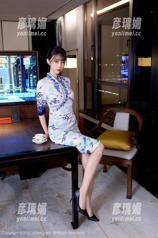 Xiuren秀人网 - 浴室的另一面：赵万灵给你奉上的写真集和资源，就是那么真实！