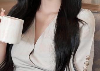Xiuren秀人网 – 陈思琪Art的蕾丝舞会，原图好似一场呼唤的独白，抓住了我的视线！