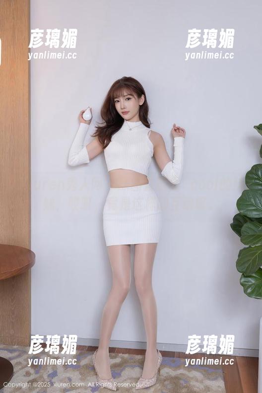 Xiuren秀人网-龙籹cool Xiuren秀人网 - 原图直面龙籹cool的妹妹,哎呀,竟是这样的互动呢。