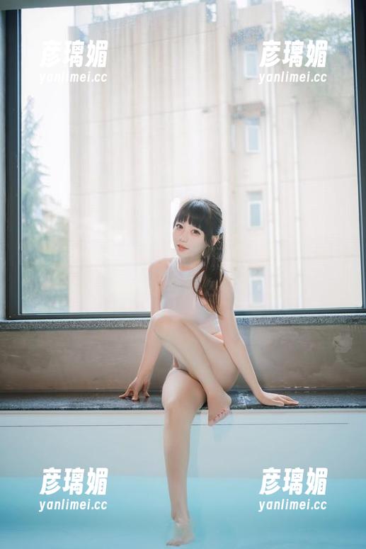 usejan蓝蓝 usejan蓝蓝的体操服:下载的时候,我在想教练会怎么看?