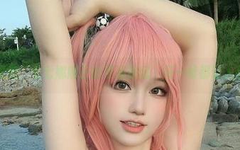 睡衣的惬意，七七娜娜子的更新原图，每一帧都让人想追问…
