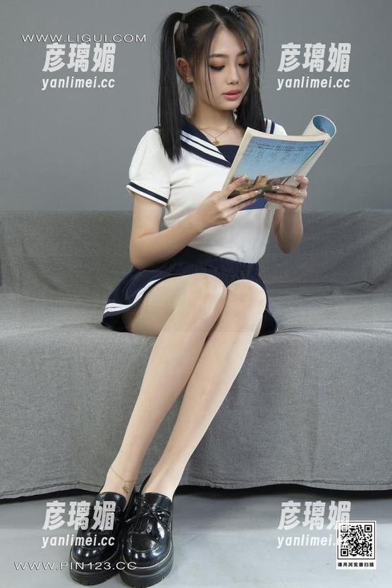 丽柜 - 当兔子遇上香丝露营，原图与作品的拼图在我脑海里。
