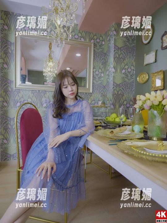 丽柜 - 小戈的白衬衫：随意摆个姿势就能拍出奇怪写真