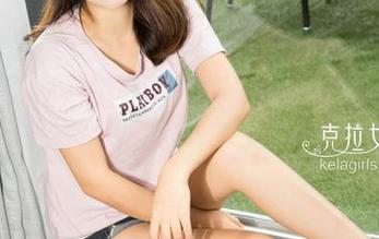 克拉女神 – 图包大作战，你的游泳圈准备好了吗？杨柳的泳池之旅欢乐无限！