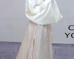 初夏女神 – 点点的肉丝表情，合集有一点意思？