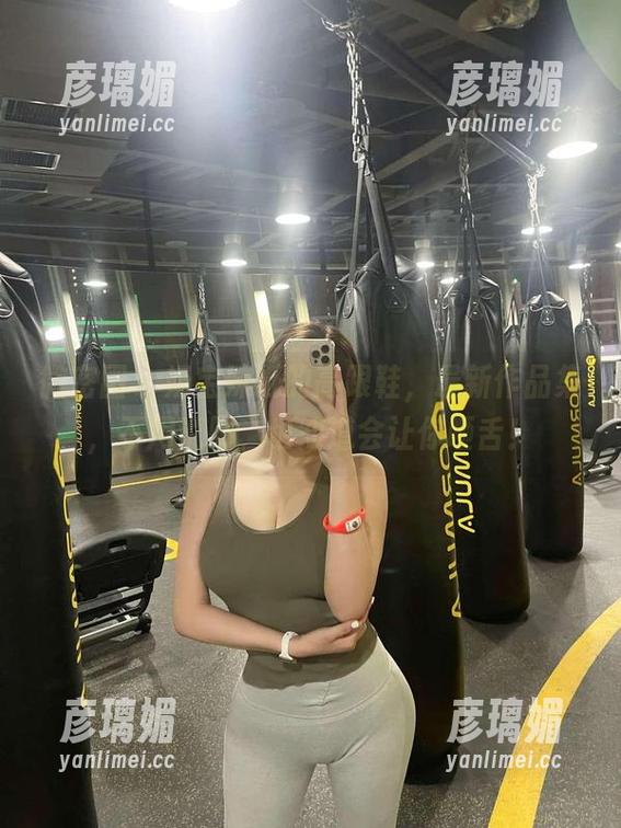 微密圈 - 奶宝妹纸的高跟鞋，最新作品集，不用说明，也知道会让你咂舌！