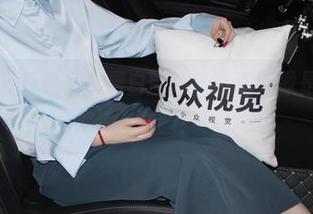 小众视觉 – 呼唤彤彤黑白图库，高清到像是在悄悄给人洗脑！
