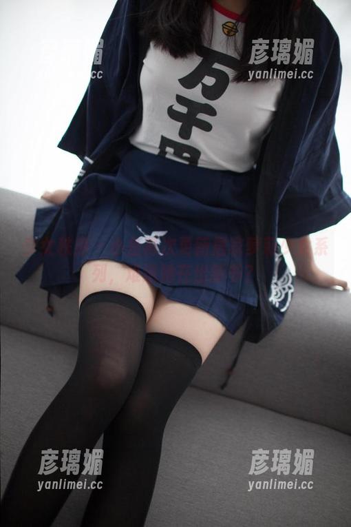 少女秩序 - 小鱼再次更新居家萝莉少女系列，难道她在出新书？