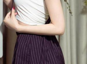 尤果网 – 朋友们，准备好接受方子萱的连体衣福利图集震撼了吗？真的是超级萌哦！