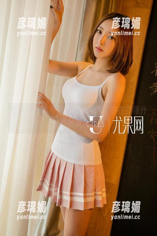尤果网 - 韩雨菲这全套网袜，是在引领什么新的风尚吗？