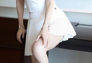 尤蜜荟 – 允尔的写真合集：我就是天使的错觉？