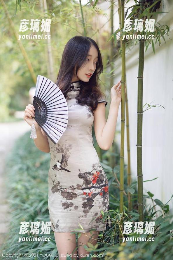 尤蜜荟 - 周妍希的体操服，原图让你明白运动与优雅的碰撞其实很微妙