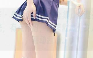 尤蜜荟 – 是小逗逗黑白合集，像是在翻阅旧时光，有点怀旧，心里默念：岁月静好，骚动我心。