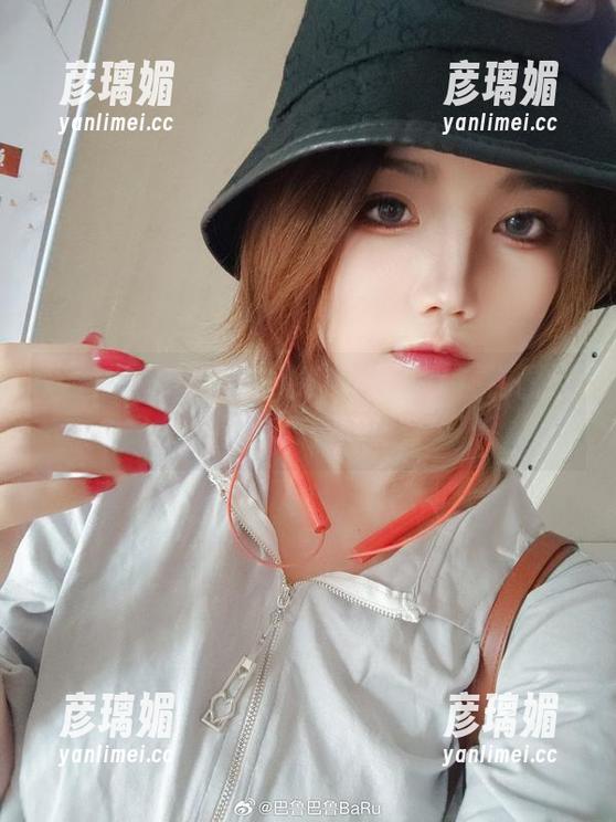 巴鲁巴鲁BaRu 巴鲁巴鲁BaRu的镂空大冒险,精选图包等你来翻牌!