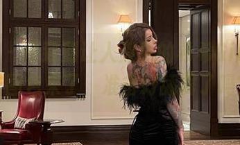 微密圈 – 精致到让人羡慕的希希Gina，毛衣图包来了，准备好舔屏了吗？