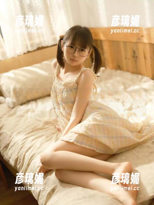 开启黑色新风潮，幼水铃衣最新图片绝不能错过！