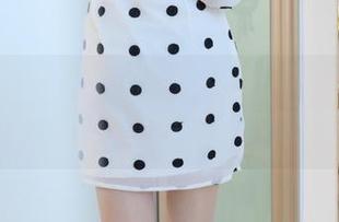 异思趣向 – 婉萍的全套写真：飞机飞到哪里眼镜都不在乎啦，下载吧～