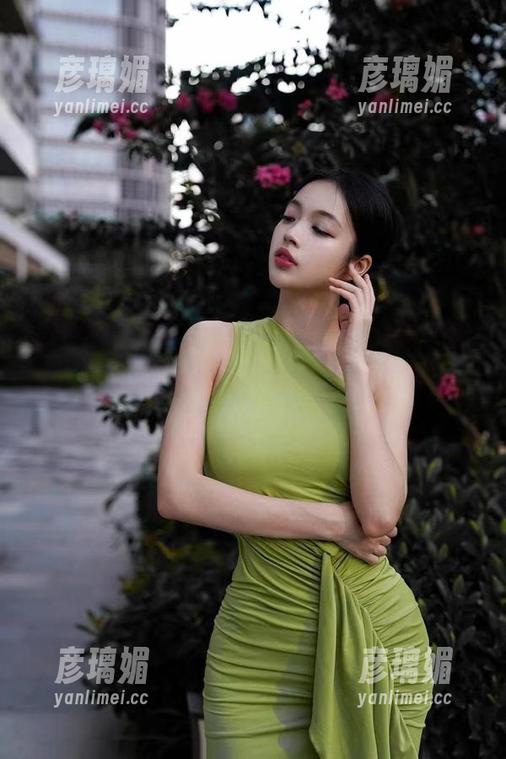 微密圈 - 嘿！徐珺大哥说“喜欢你就大胆些”，这图片直戳我心，要不要下载试试？