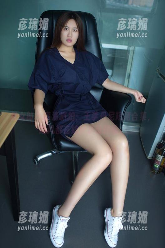 推女郎 - 高清抓拍：王李丹尼短裙合集，连风都在嫉妒这份轻盈。