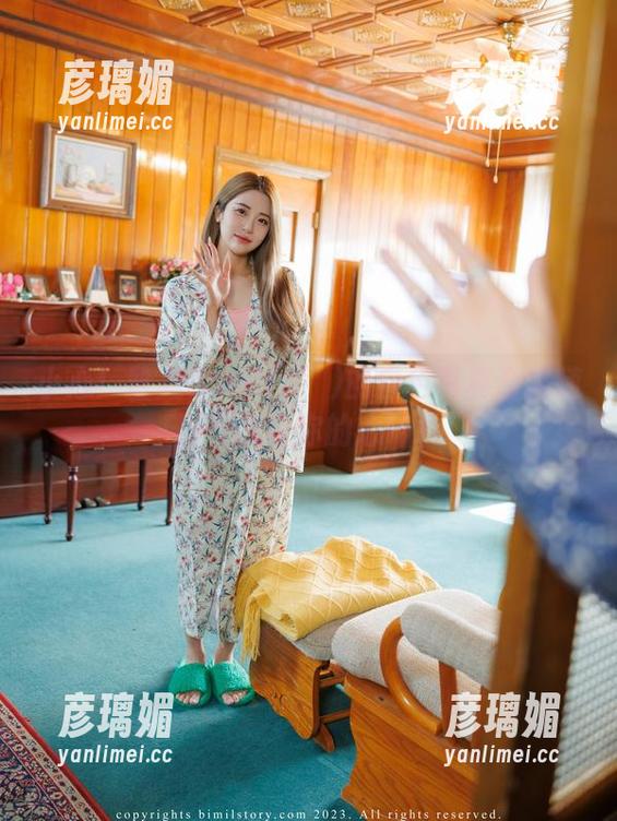 小心！普美Bomi(보미)的白色写真合集随时可能让你的心碎！