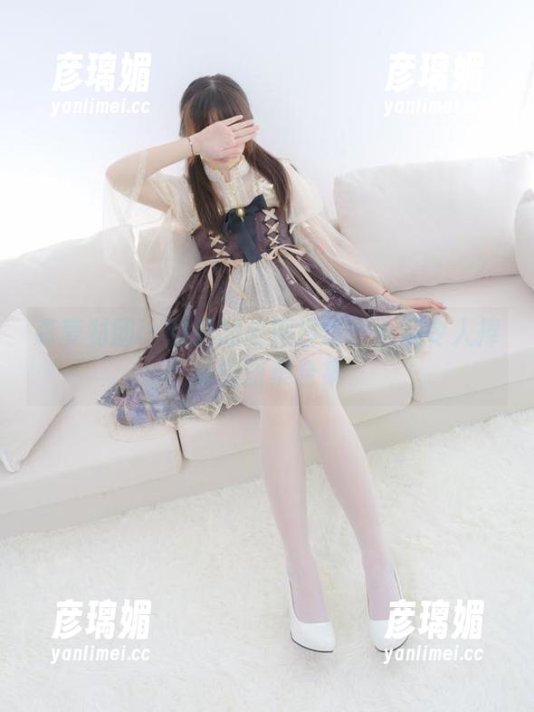 森萝财团 - 朝露的校服日常：一场令人捧腹的图集合集
