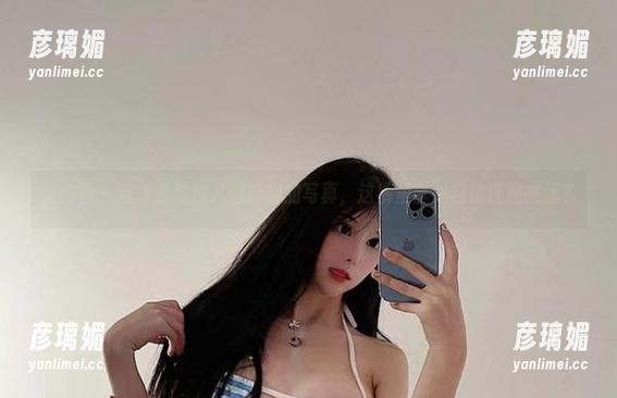 沈汝凡超哇塞 微密圈 - 这才是沈汝凡超哇塞的写真,这裤里丝是自信还是挑逗?