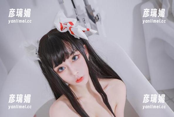校服新视界：清颜真德秀偶遇青春分享